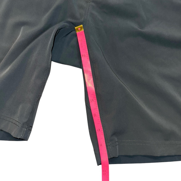 Men's Lululemon Commission Shorts Size 30 9” Swim Hybrid workout Gray - Picture 3 of 5